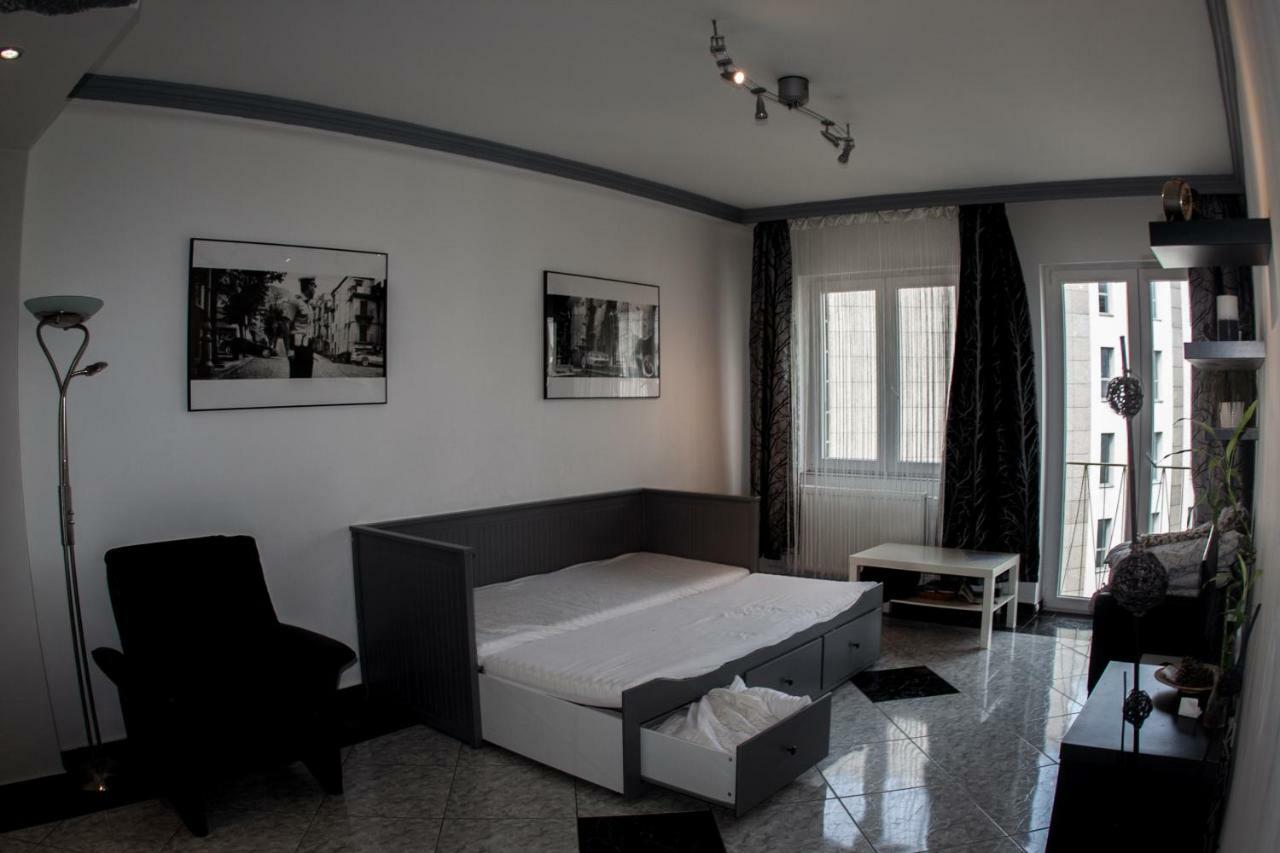 Deak Design Apartment Будапеща Екстериор снимка
